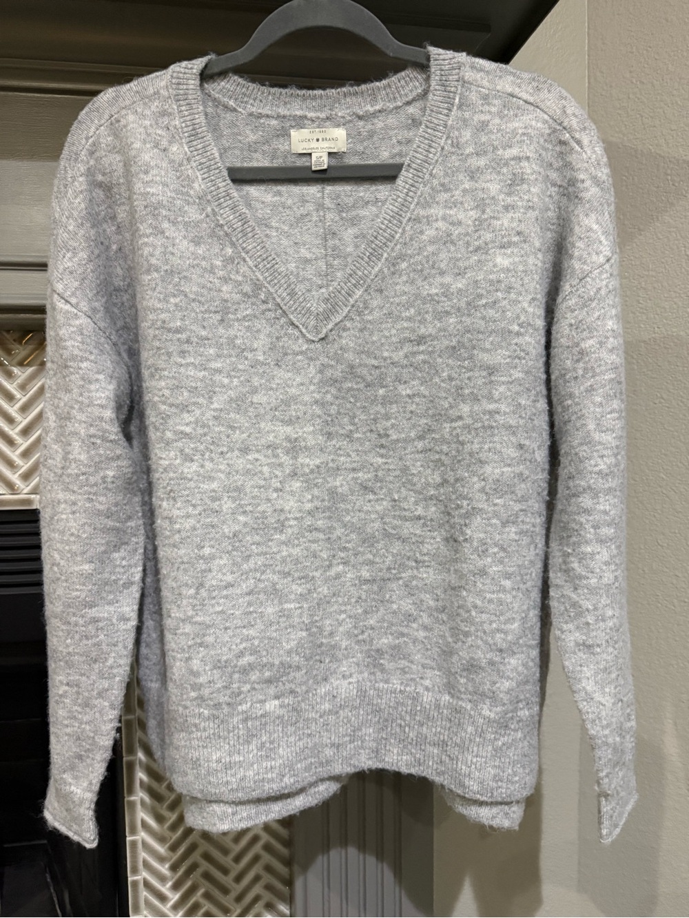 Lucky Brand Heather Gray V-Neck Knit Sweater